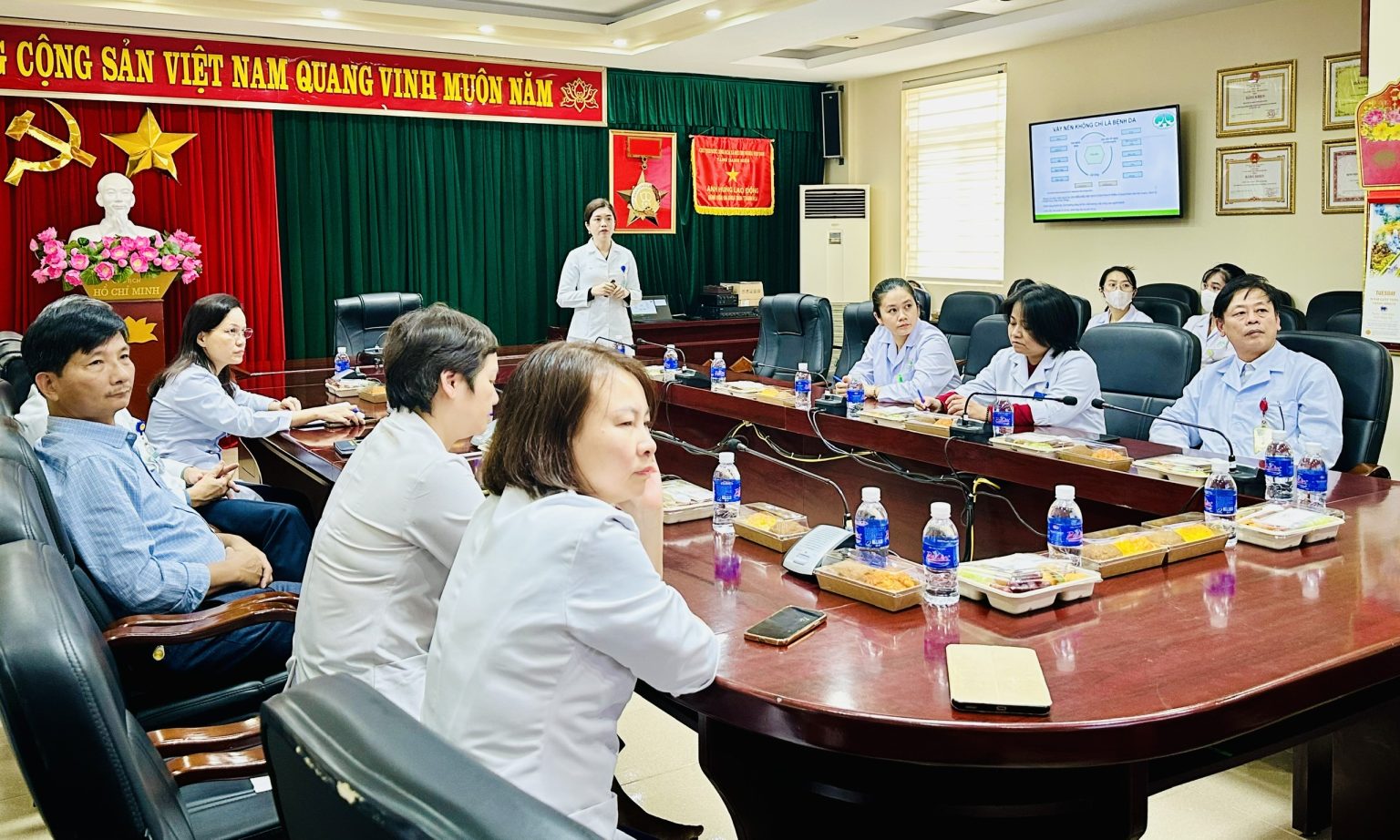 Hội thảo khoa học “Quản lý tối ưu bệnh vảy nến: Mô hình Phòng khám chuyên đề”