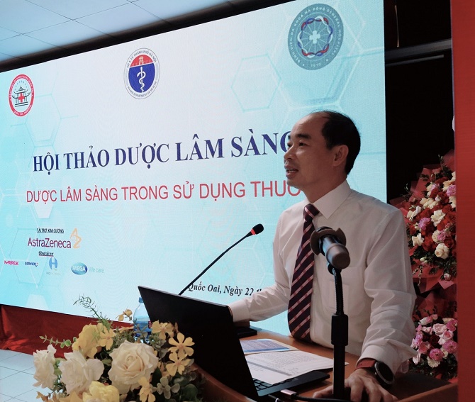 Hội thảo khoa học “Dược lâm sàng trong sử dụng thuốc”