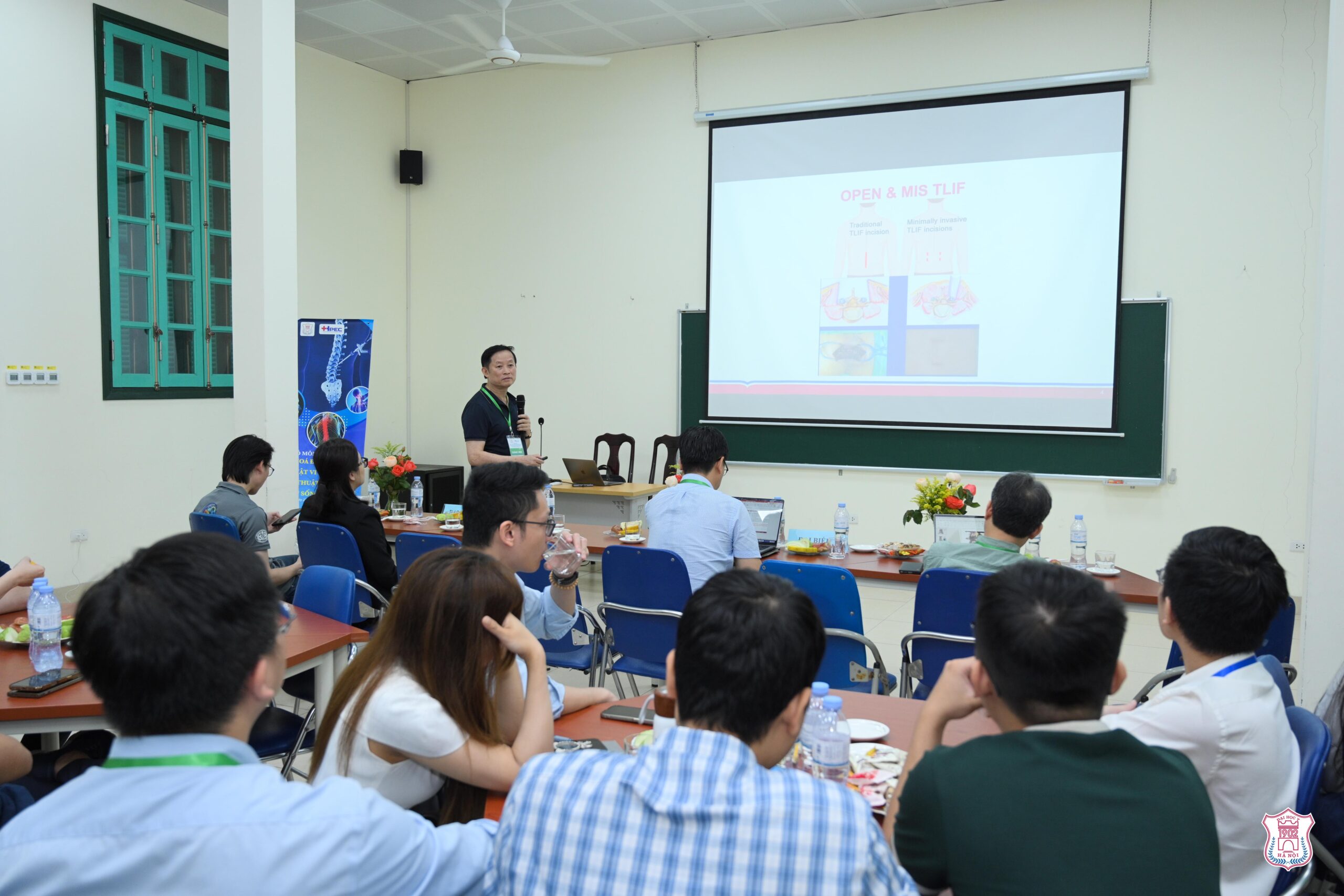 Khai giảng Khóa học “Phẫu thuật vi phẫu sọ não và phẫu thuật ít xâm lấn vùng cột sống thắt lưng”