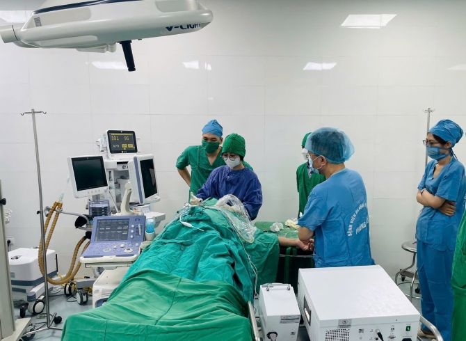 Bệnh viện Đa khoa Thạch Thất triển khai kỹ thuật mới trong điều trị u tuyến giáp