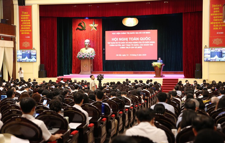 Trên 1,5 triệu đại biểu dự Hội nghị toàn quốc tập huấn về tổ chức và hoạt động của tổ chức Đảng, chính quyền, Mặt trận Tổ quốc, đoàn thể