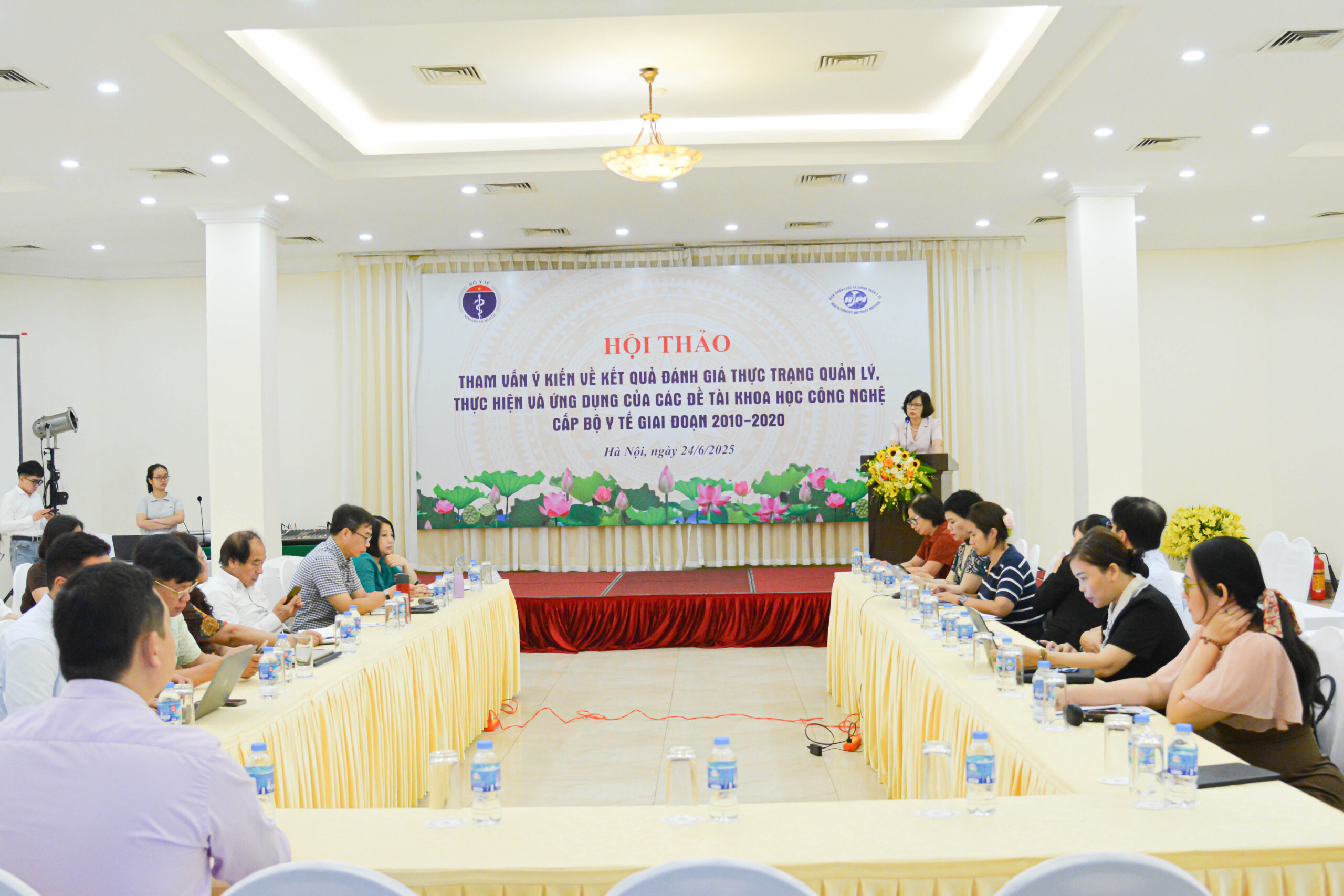 Hội thảo “Tham vấn ý kiến về kết quả đánh giá thực trạng quản lý, thực hiện và ứng dụng của các đề tài khoa học công nghệ cấp Bộ Y tế giai đoạn 2010-2020”.