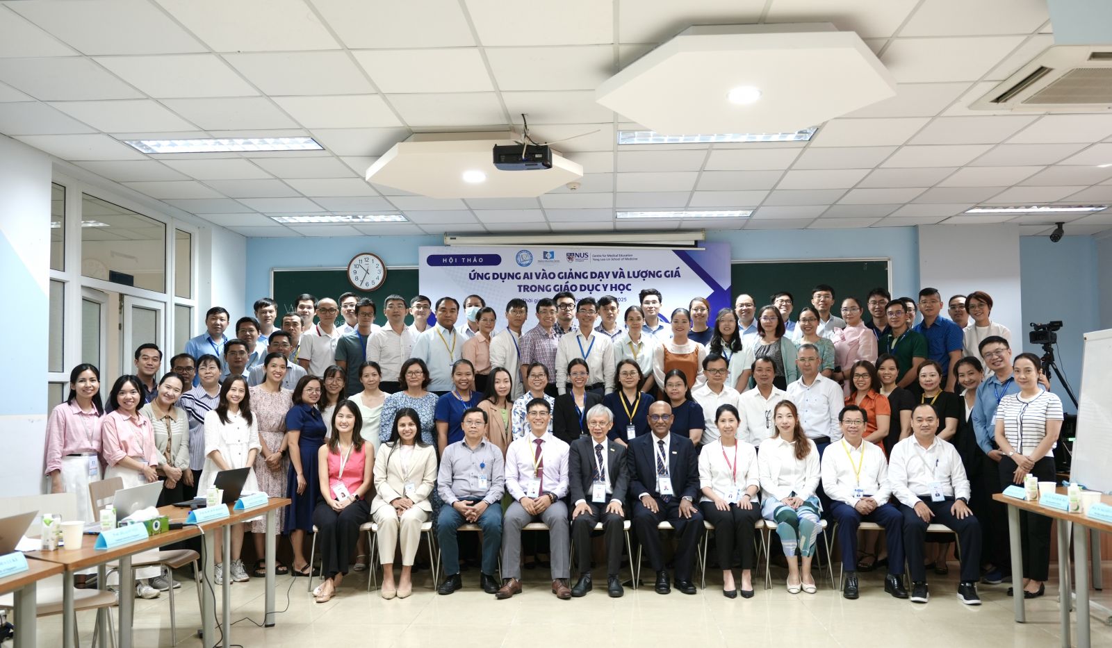 ĐẠI HỌC Y DƯỢC THÀNH PHỐ HỒ CHÍ MINH PHỐI HỢP VỚI ĐẠI HỌC QUỐC GIA SINGAPORE TỔ CHỨC HỘI THẢO ỨNG DỤNG A.I VÀO GIẢNG DẠY, HỌC TẬP VÀ LƯỢNG GIÁ TRONG GIÁO DỤC Y HỌC