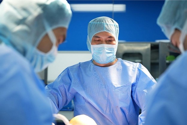 Thay khớp gối – Khôi phục vận động cho người cao tuổi