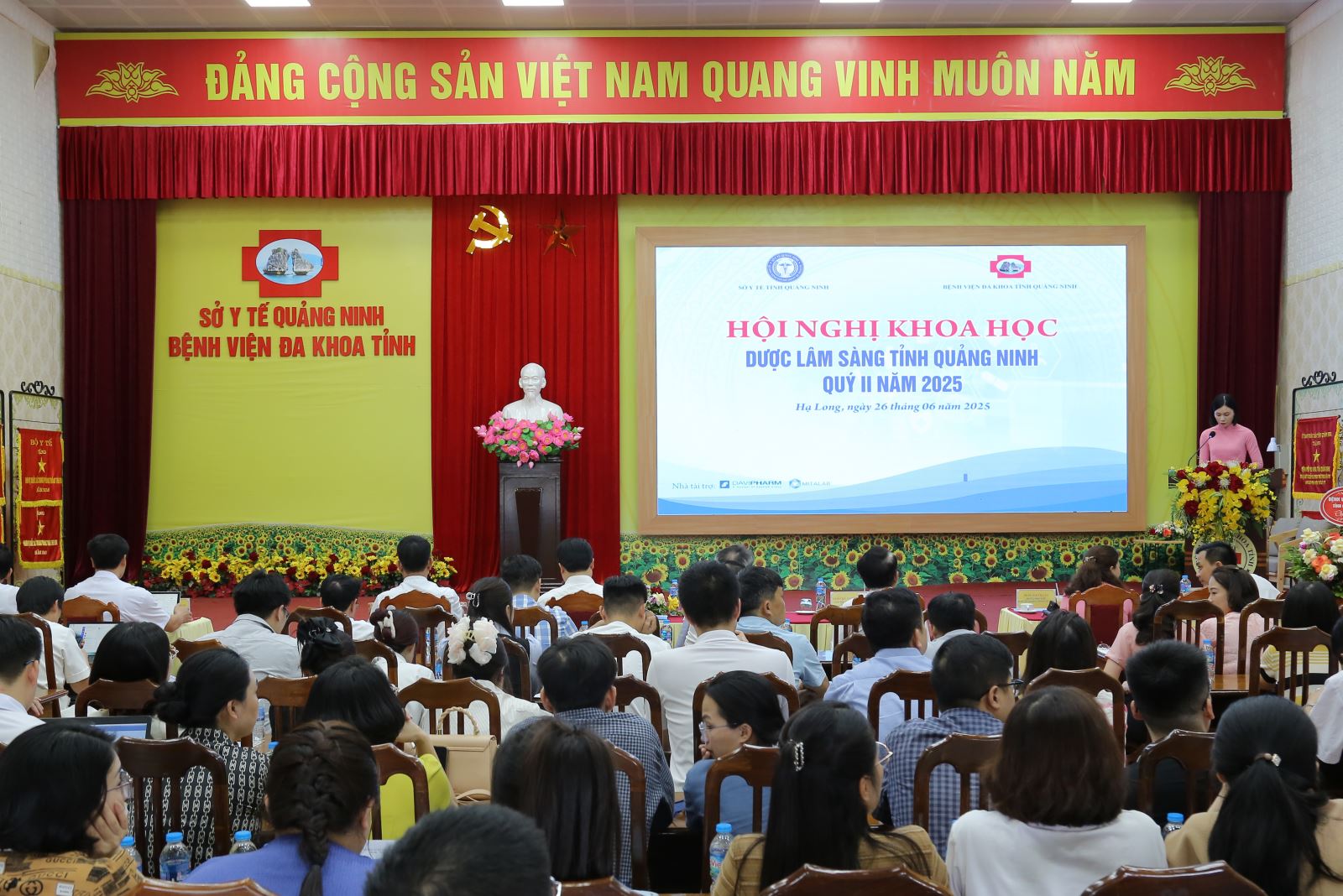 BỆNH VIỆN ĐA KHOA TỈNH TỔ CHỨC HỘI NGHỊ KHOA HỌC DƯỢC LÂM SÀNG TỈNH QUẢNG NINH QUÝ II NĂM 2025