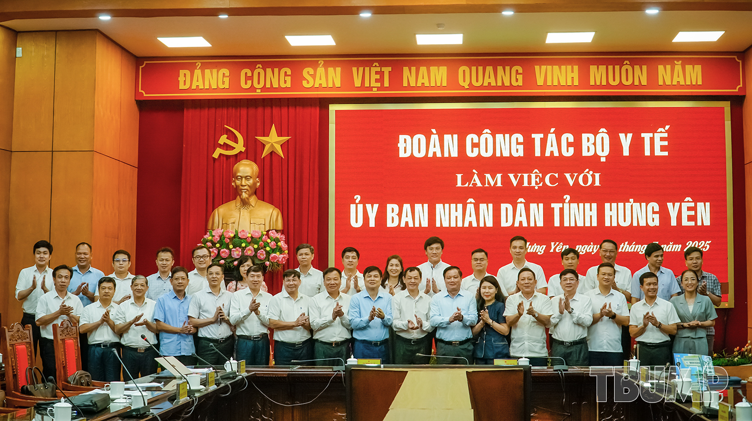 Đoàn công tác Bộ Y tế làm việc cùng lãnh đạo UBND tỉnh Hưng Yên và Trường Đại học Y Dược Thái Bình