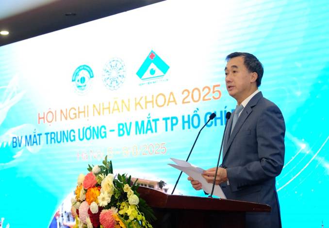 Thứ trưởng Bộ Y tế Trần Văn Thuấn dự hội nghị nhãn khoa 2025
