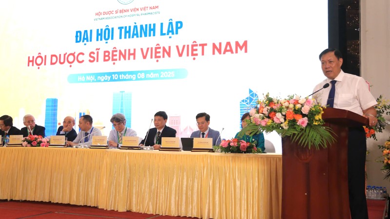 Thành lập Hội Dược sĩ bệnh viện Việt Nam