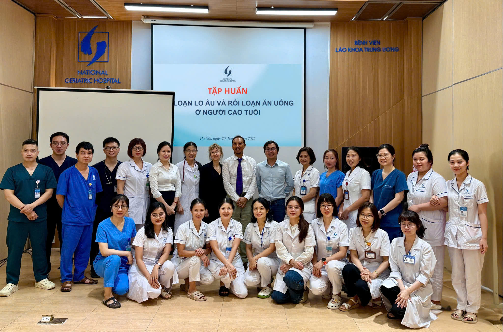 BỆNH VIỆN LÃO KHOA TRUNG ƯƠNG TẬP HUẤN VỀ RỐI LOẠN LO ÂU VÀ RỐI LOẠN ĂN UỐNG Ở NGƯỜI CAO TUỔI