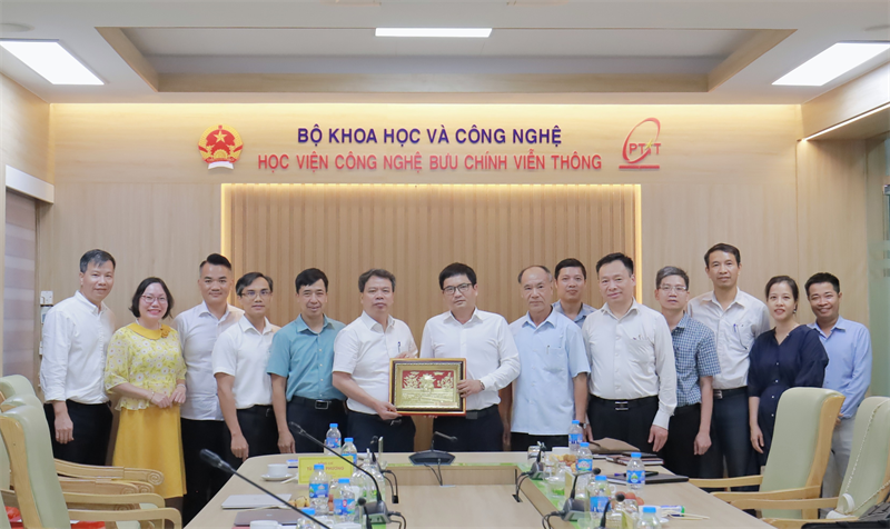 Học viện YDHCT Việt Nam hợp tác với Học viện Công nghệ Bưu chính Viễn thông trong hoạt động chuyển đổi số