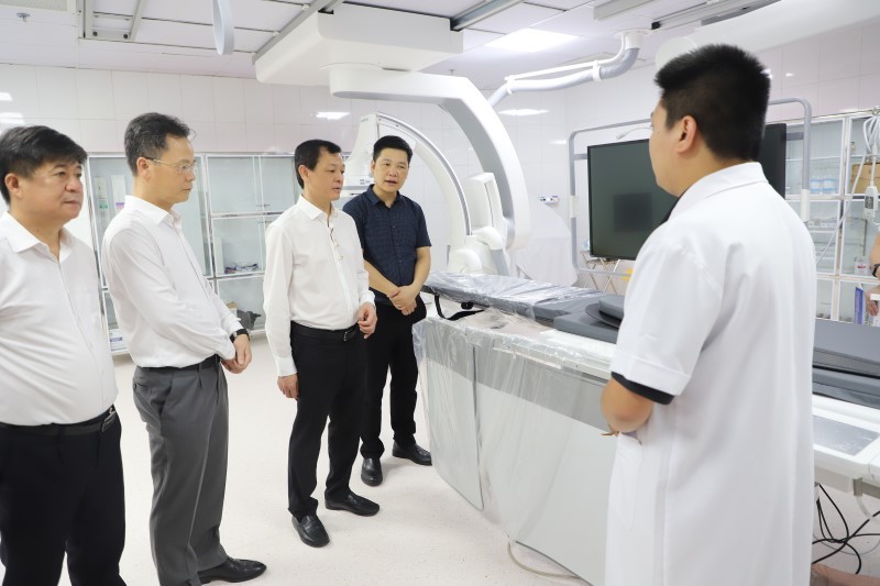 Thứ trưởng Bộ Y tế Nguyễn Tri Thức: Chuyển đổi số Y tế tại Lào Cai là để chính người dân được hưởng lợi