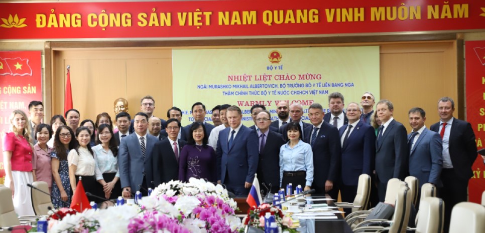 Bộ trưởng Bộ Y tế Việt Nam Đào Hồng Lan hội đàm song phương với Bộ trưởng Bộ Y tế Liên bang Nga Mikhail Murashko