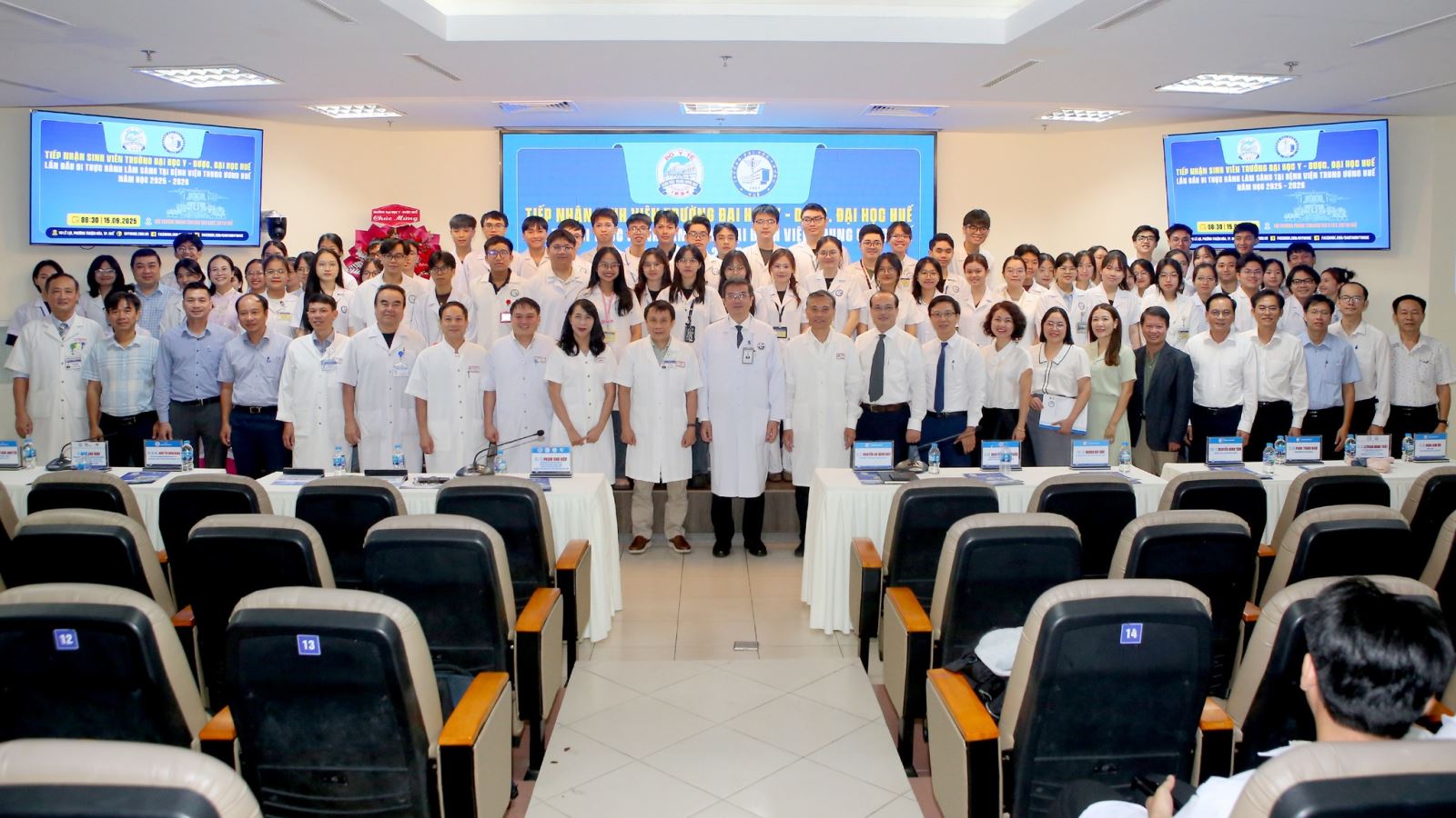 BVTW HUẾ ĐÓN 1.200 SINH VIÊN Y KHOA ĐẾN THỰC HÀNH LÂM SÀNG