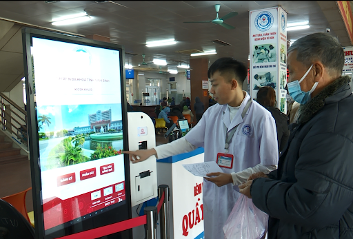 Bệnh viện Đa khoa tỉnh Ninh Bình: Tiên phong ứng dụng công nghệ số, hướng tới bệnh viện thông minh