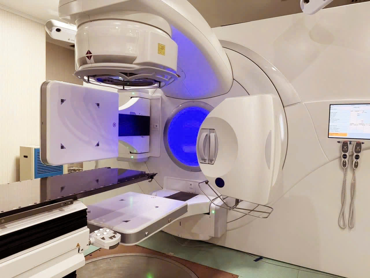 Xạ trị VMAT – Bước tiến hiện đại trong điều trị ung thư tại Bệnh viện Đa khoa tỉnh Phú Thọ