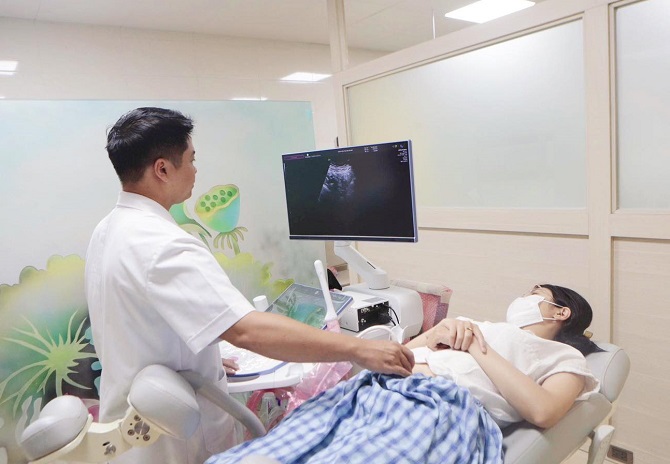Bệnh viện Phụ sản Hà Nội đưa vào sử dụng máy siêu âm Voluson Expert 18