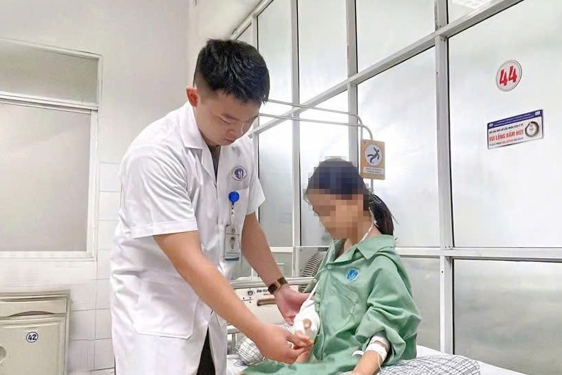 Ứng dụng C-arm trong phẫu thuật kết hợp xương cho người bệnh đến từ Lai Châu