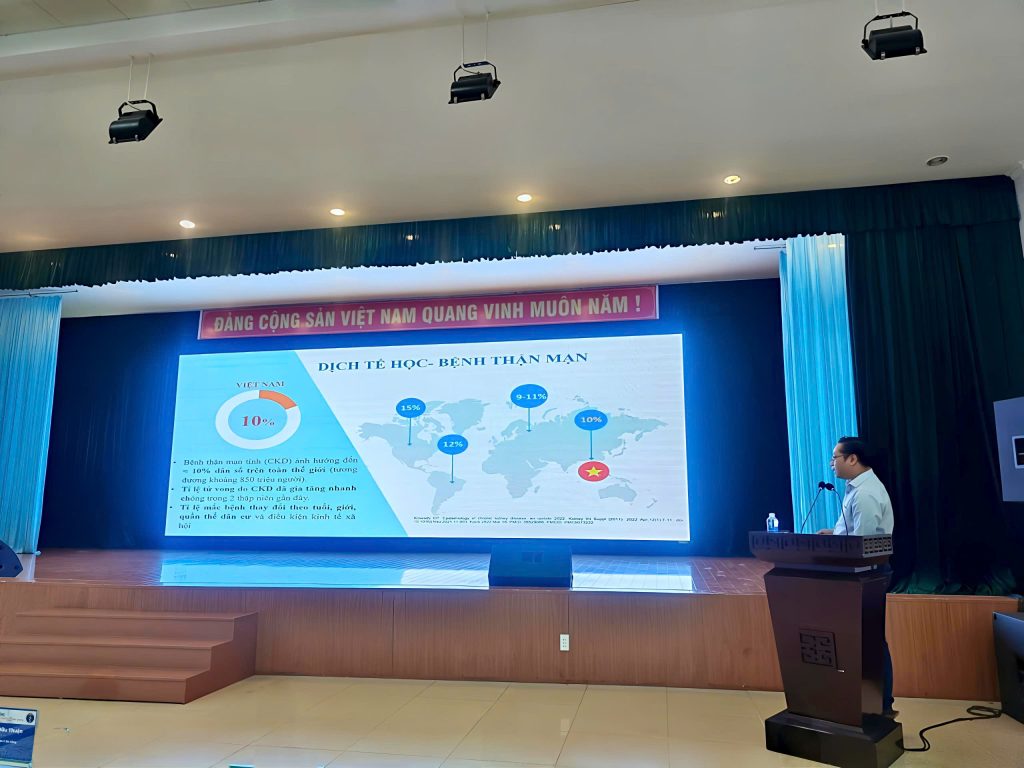 Hội thảo khoa học “Lọc màng bụng – Giải pháp lọc máu tại nhà hiệu quả cho bệnh thận mạn giai đoạn cuối”