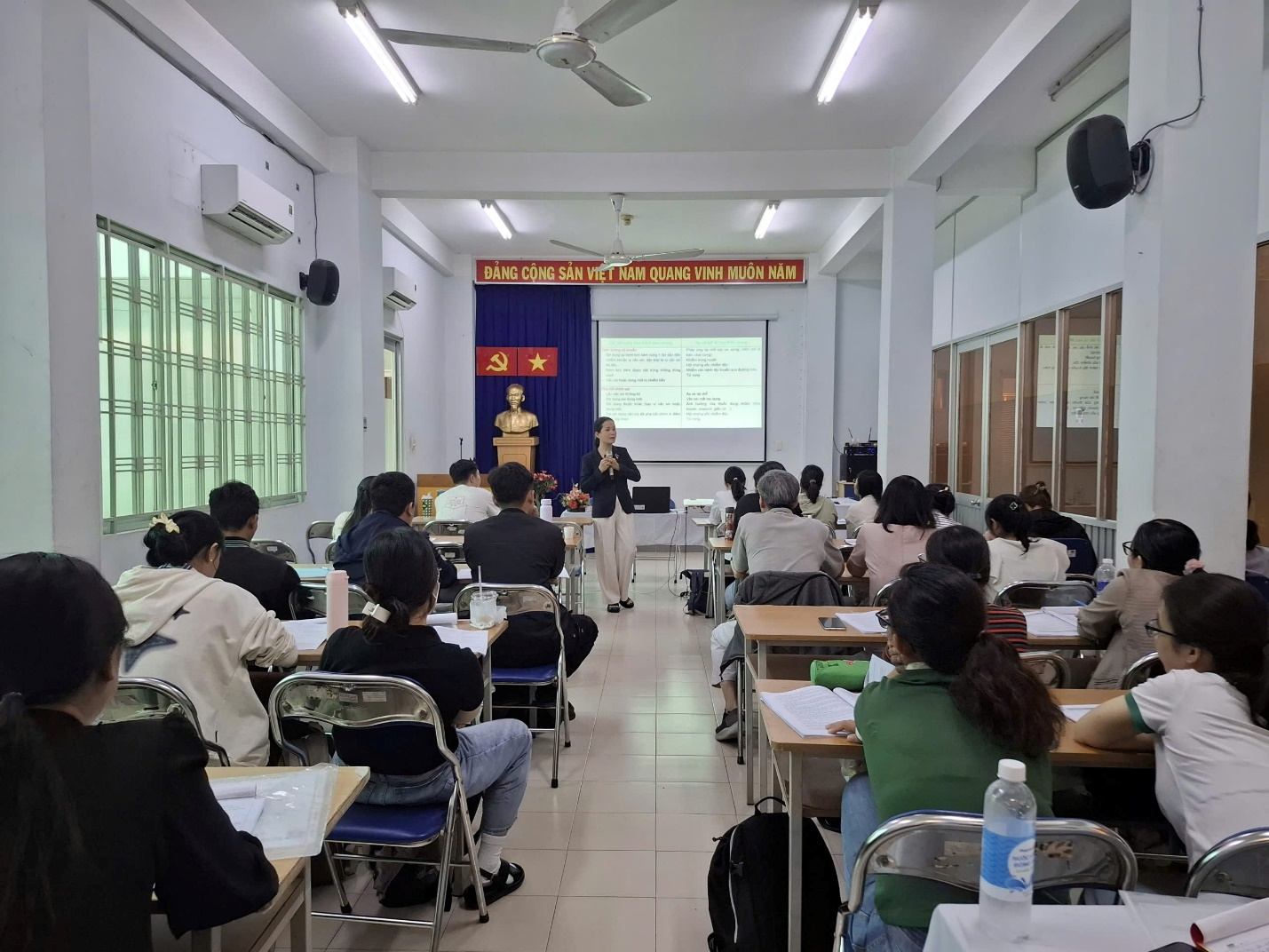 HCDC tổ chức thành công 3 khóa đào tạo An toàn tiêm chủng trong tháng 9/2025