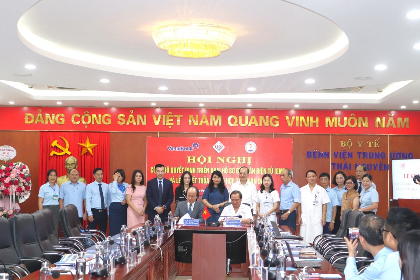 Hợp tác chiến lược toàn diện giữa Trường Đại học Y – Dược, Đại học Thái Nguyên và Bệnh viện Trung ương Thái Nguyên giai đoạn 2025-2035