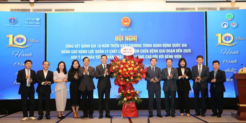 Thứ trưởng Bộ Y tế Trần Văn Thuấn: Đưa hệ thống khám chữa bệnh Việt Nam tiệm cận các xu hướng quốc tế