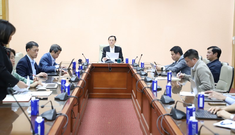 Thứ trưởng Bộ Y tế Nguyễn Tri Thức: Tăng cường phối hợp tháo gỡ khó khăn, vướng mắc, bảo đảm Kế hoạch 02-KH/BCĐTW và Đề án 06 đạt yêu cầu, đúng tiến độ