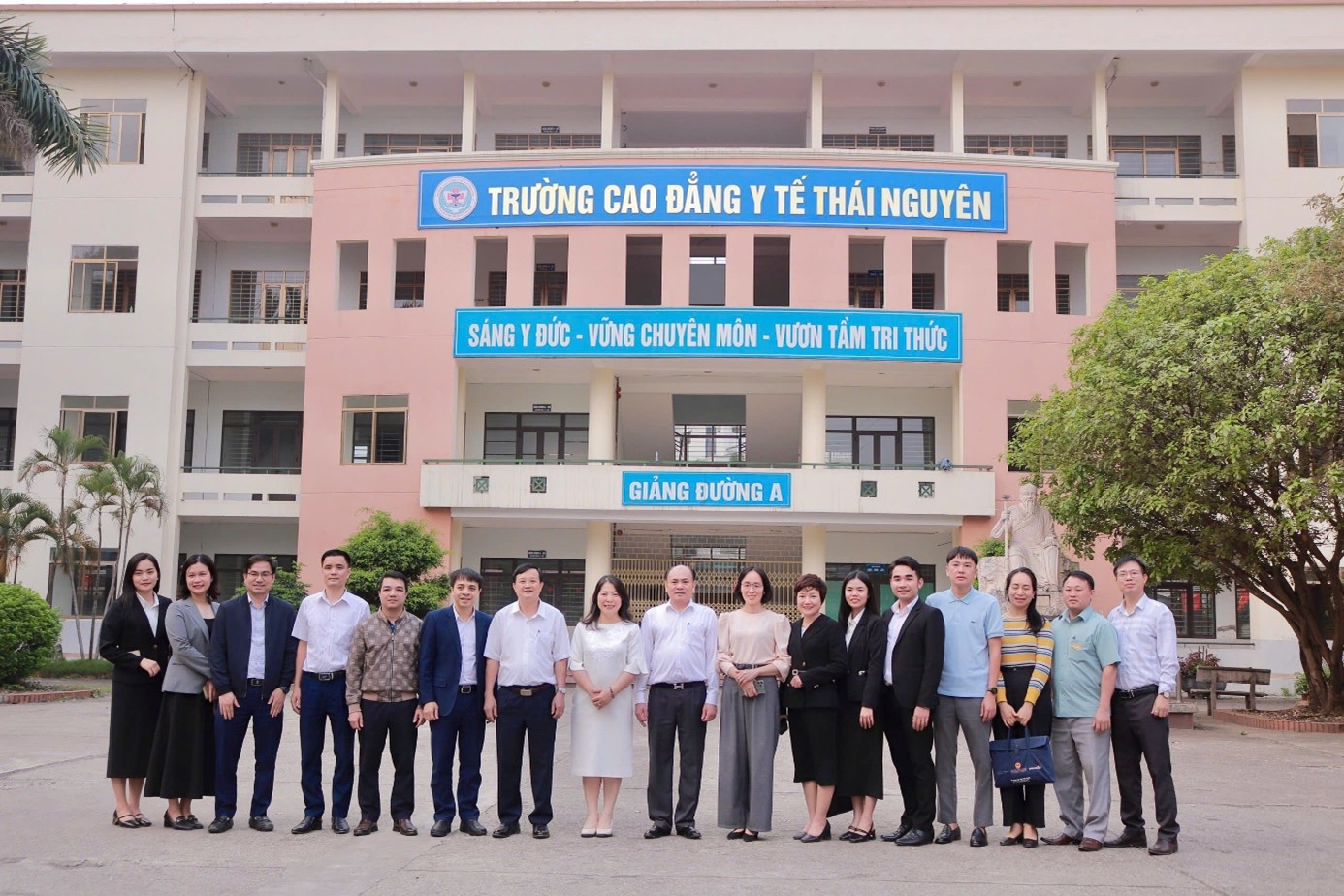 Sáp nhập Trường Cao đẳng Y tế Thái Nguyên vào Trường Đại học Y – Dược, Đại học Thái Nguyên