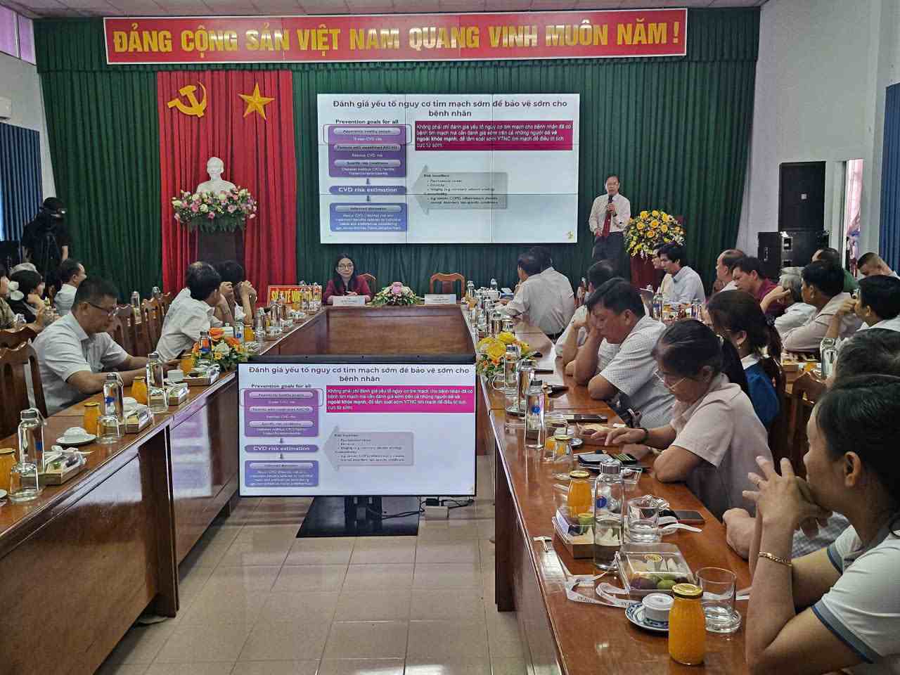 Hội nghị “Hướng dẫn triển khai công cụ CAREME đánh giá nguy cơ tim mạch thận sau khi tích hợp trên phần mềm quản lý bệnh viện HIS”