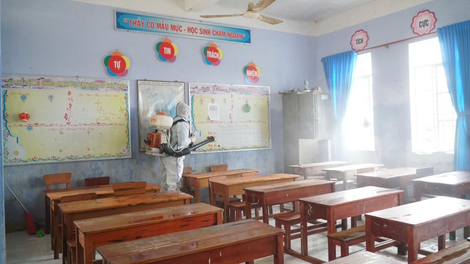 Ngành Y tế Đắk Lắk triển khai toàn diện công tác chăm sóc sức khỏe người dân sau mưa lũ