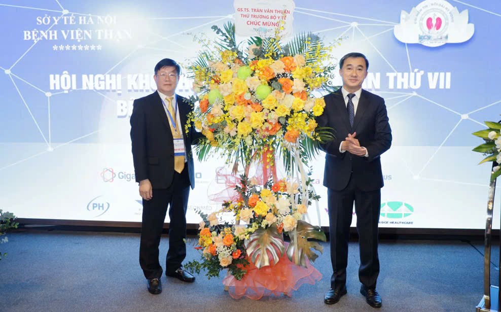 Thứ trưởng Bộ Y tế Trần Văn Thuấn: Bệnh viện Thận Hà Nội thúc đẩy chuyển đổi số và y tế thông minh, phát huy vai trò chuyên khoa thận của Thủ đô