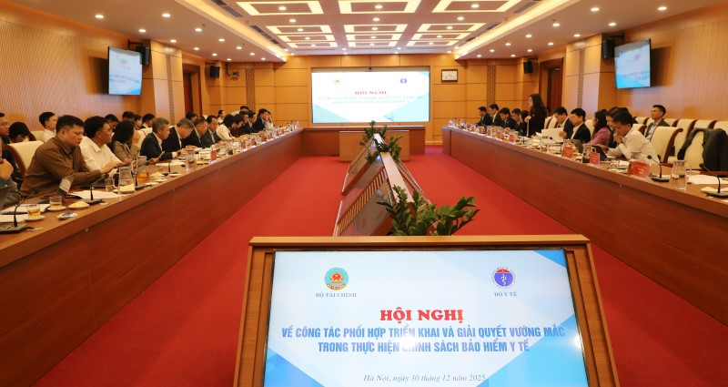 Bộ Y tế và Bộ Tài chính phối hợp thúc đẩy giải pháp tháo gỡ vướng mắc trong thực hiện chính sách Bảo hiểm y tế