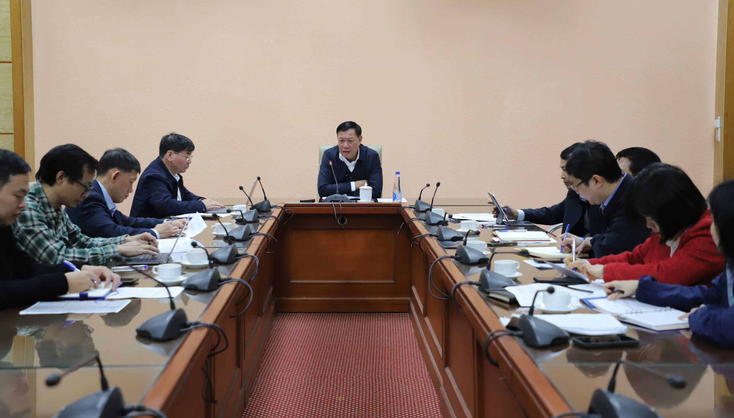 Thứ trưởng Bộ Y tế Đỗ Xuân Tuyên: Tiến hành khẩn trương, chặt chẽ công tác sắp xếp, tổ chức lại các bệnh viện thuộc Bộ Y tế