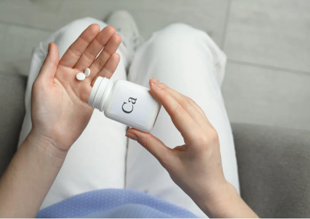 5 loại thực phẩm chức năng không thể thiếu cho phụ nữ sau tuổi 40