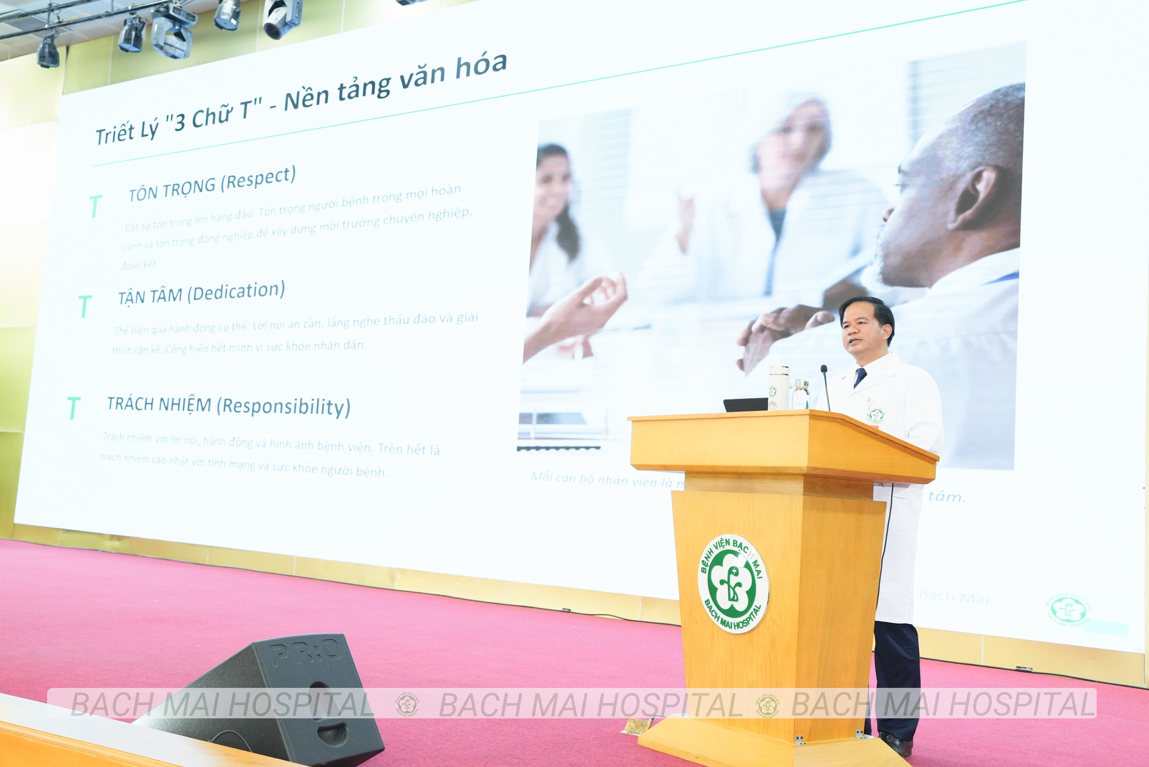 Khai giảng khóa đào tạo kỹ năng cơ bản và thiết yếu cho nhân viên y tế: Khơi nguồn hành trình học tập và cống hiến