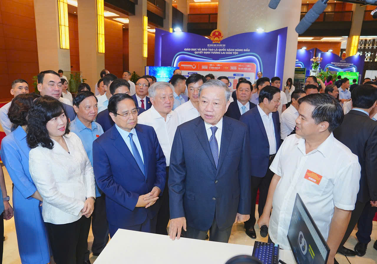 Bạch Mai 2025: Kỳ tích số hóa và cuộc cách mạng “Bệnh viện không giấy tờ”