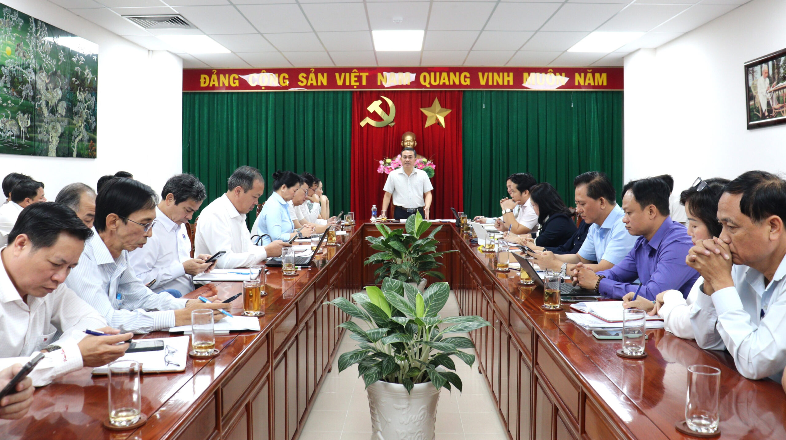 Sắp xếp lại hệ thống y tế cơ sở: “Vừa làm, vừa tháo gỡ” khó khăn để về đích đúng hạn