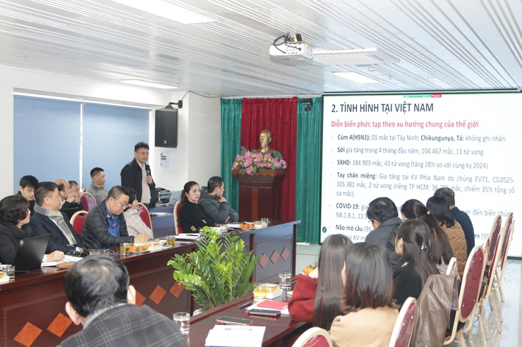 Hà Nội cần tiếp tục “làm nhanh, làm đúng, làm hiệu quả” công tác y tế dự phòng