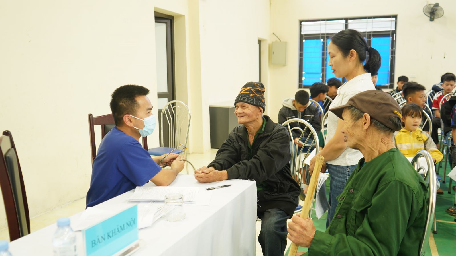 Khám sức khoẻ sức khoẻ miễn phí cho đối tượng Bảo trợ xã hội