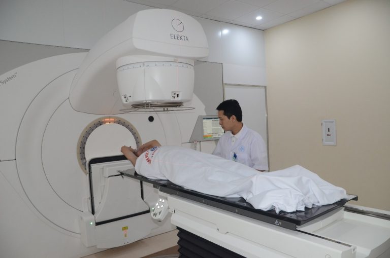 Đột phá trong điều trị ung thư với kỹ thuật Xạ trị điều biến liều (IMRT)