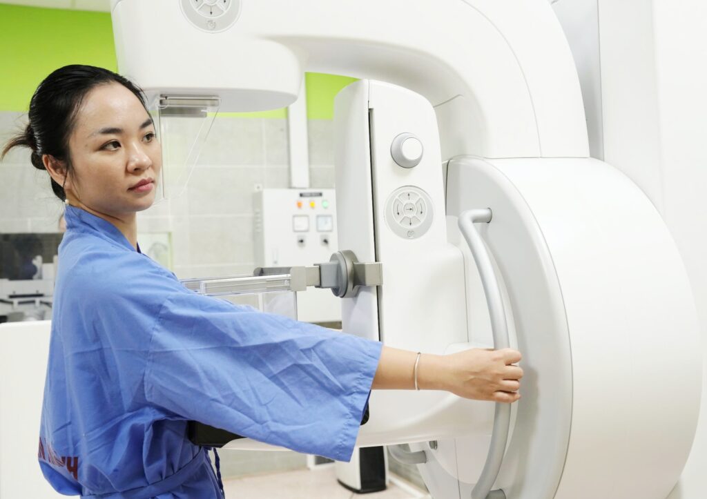 Chụp X-quang tuyến vú: Phương pháp hiệu quả giúp phát hiện sớm ung thư vú