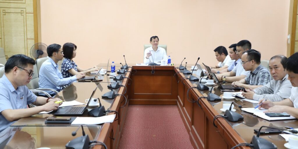 Thứ trưởng Bộ Y tế Nguyễn Tri Thức: Tập trung kết nối, đồng bộ dữ liệu các cơ sở dữ liệu quốc gia, chuyên ngành gắn với nhiệm vụ chuyển đổi số y tế